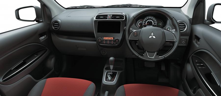 Торпедо Mitsubishi Mirage Black Edition 2018 года  (JP) (фото 3 из 10)